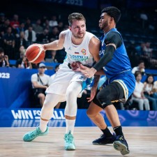 À la manière du Lone Ranger, Doncic mène l’équipe slovène à la Coupe du monde internationale de basket-ball